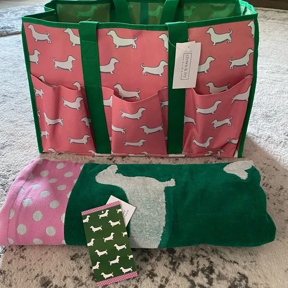 NWT Pink & Green Dachshund Dog Travel Beach Swim Tote Bag & Matching Towel Set - Picture 7 of 7